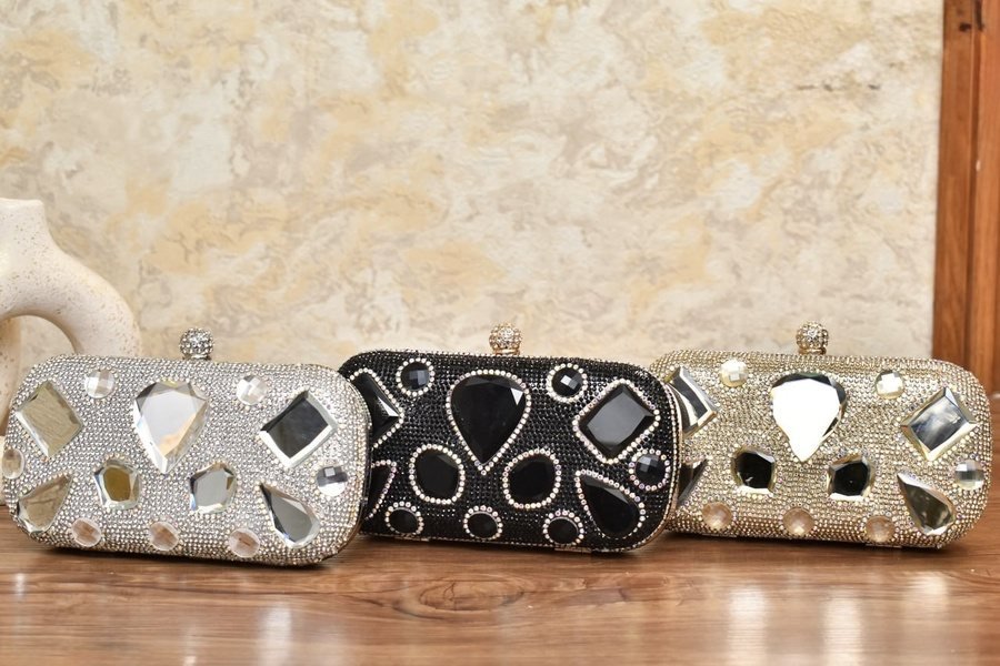 Black Clutch with Pearl Details and Gold Chain