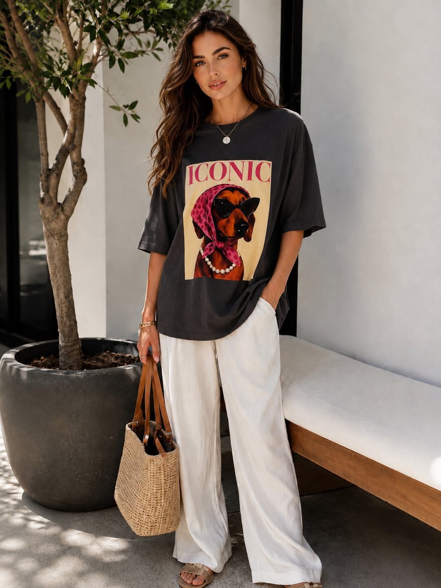 تيشيرت أصفر واسع بطبعة Iconic
